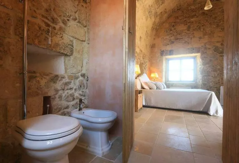 سوییت با چشمانداز دریا, Masseria Fano Relais & Wine