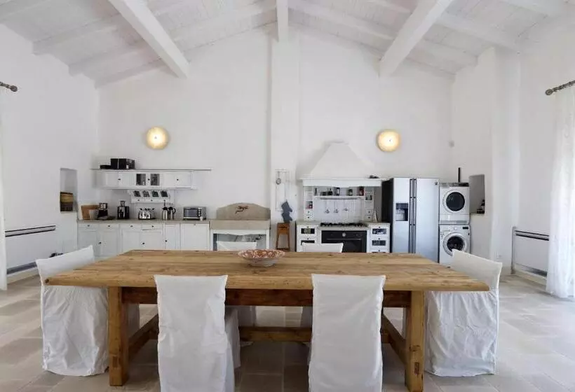 ویلای 3 خوابه, Masseria Fano Relais & Wine