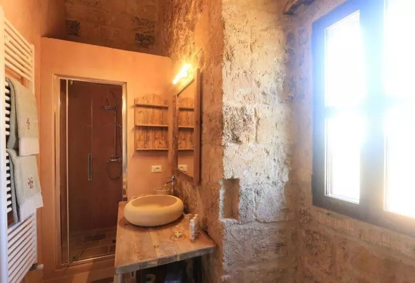 ویلای 3 خوابه, Masseria Fano Relais & Wine