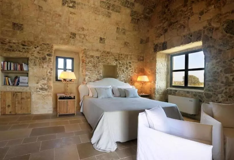 ویلای 3 خوابه, Masseria Fano Relais & Wine