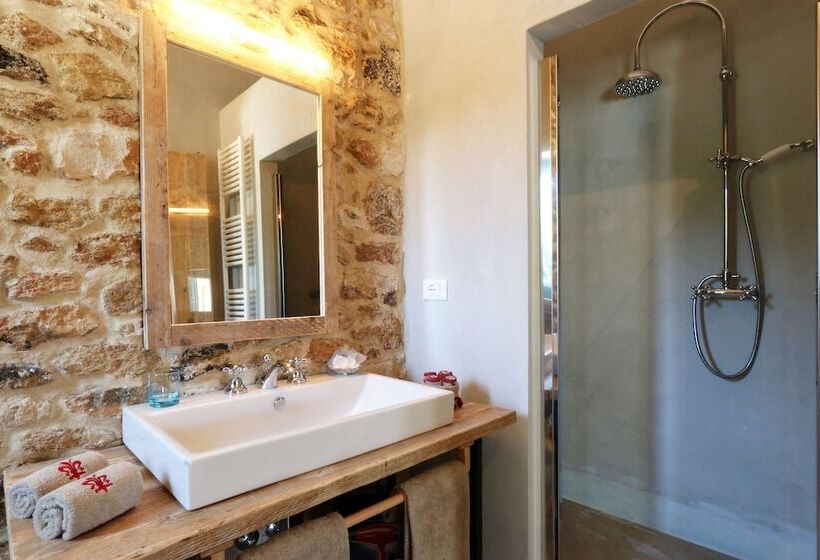 جناح جونيور, Masseria Fano Relais & Wine