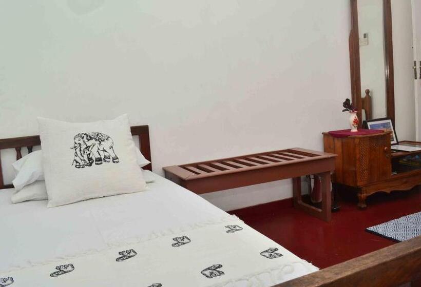 חדר סטנדרט, Mihin Villa