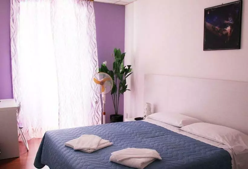 Standaardkamer met Gedeelde Badkamer, Smart Accomodation