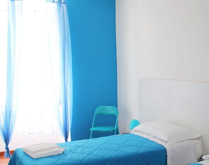 اتاق استاندارد با سرویس بهداشتی مشترک, Smart Accomodation