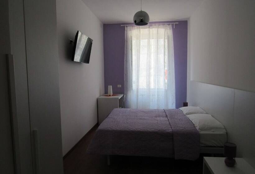 اتاق استاندارد با سرویس بهداشتی مشترک, Smart Accomodation