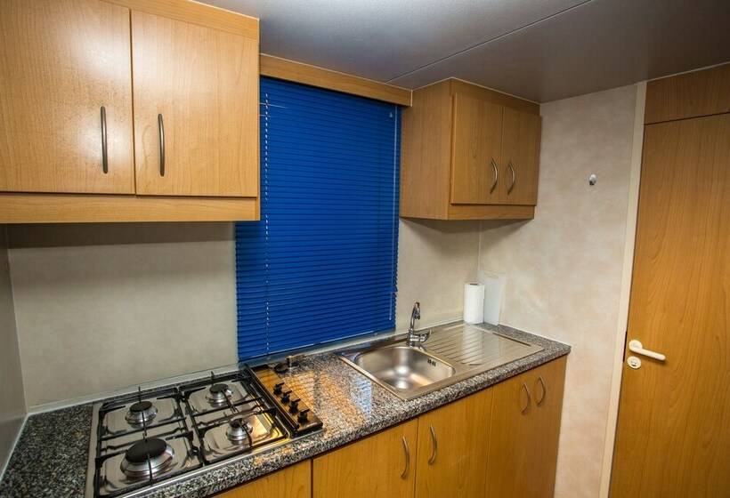 Дом 2 Спальни, Arena Stupice Camping Homes