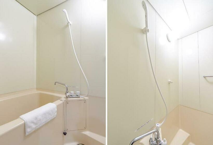 חדר סטנדרט לשלושה, Obama Onsen Hamakan