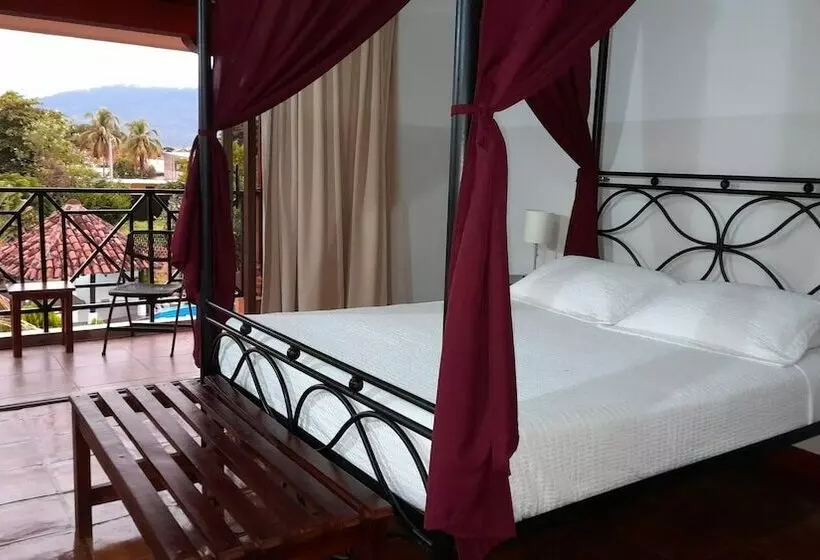 اتاق لوکس با چشم‌انداز شهر, Jardín Garden De Granada Nicaragua