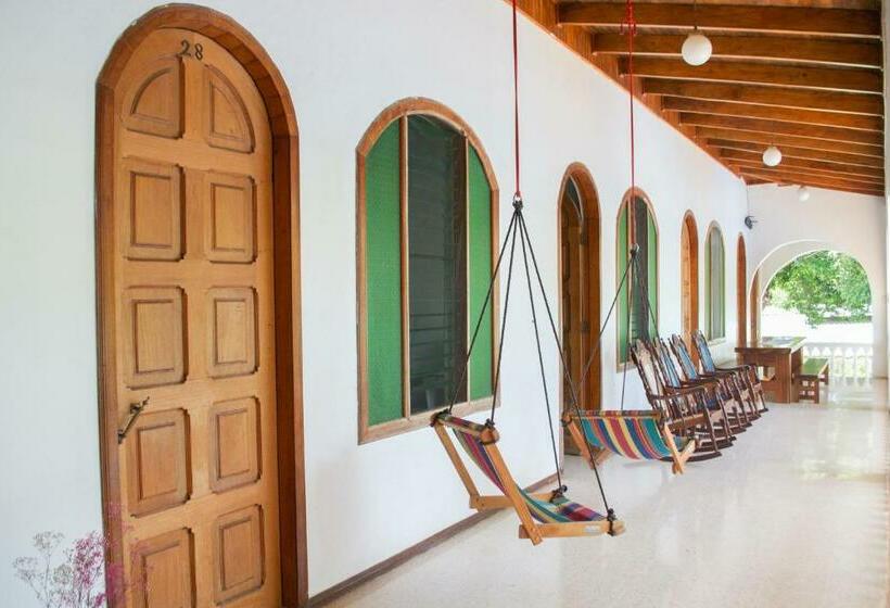 Номер Стандарт, Mar Rey