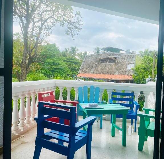 Семейный Номер, Mar Rey