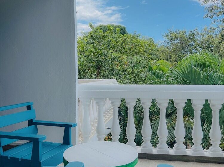 Семейный Номер, Mar Rey