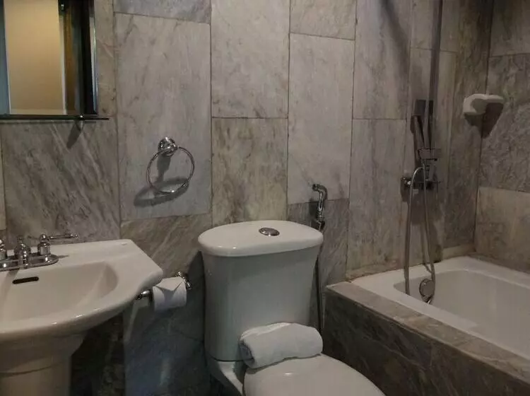 اتاق لوکس, Peridot Suites