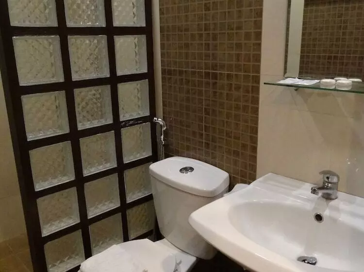 اتاق لوکس, Peridot Suites