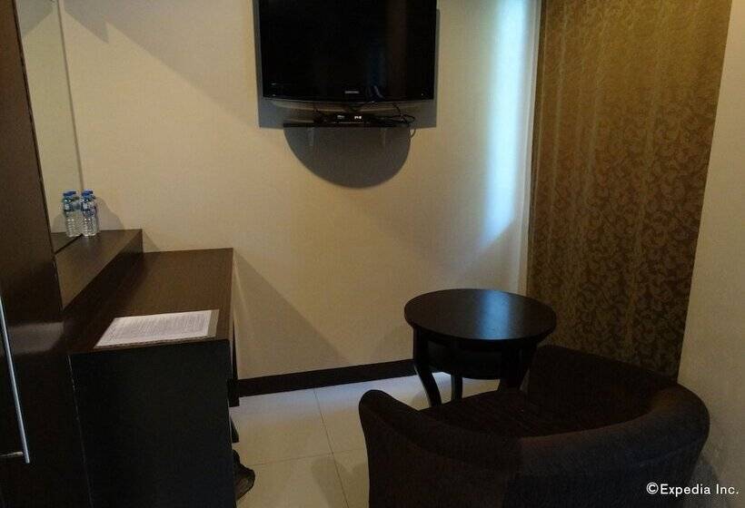 Номер Deluxe, Peridot Suites