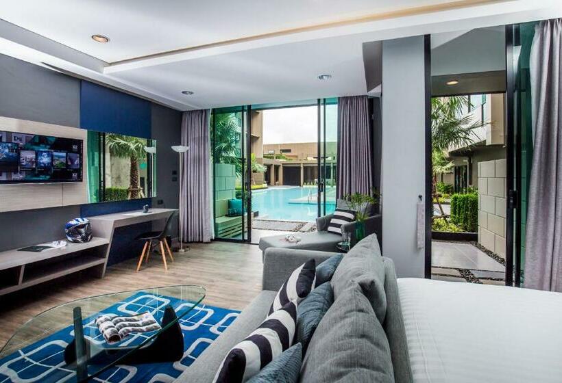 Номер Deluxe, The Crystal Hotel Buriram   Formerly X2 Vibe Buriram