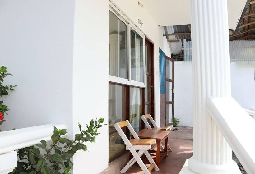 标准三人间内部客房, Mocco Beach Villa