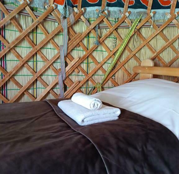 اتاق استاندارد, Yurt Stay In Downtown