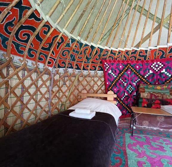 اتاق استاندارد, Yurt Stay In Downtown