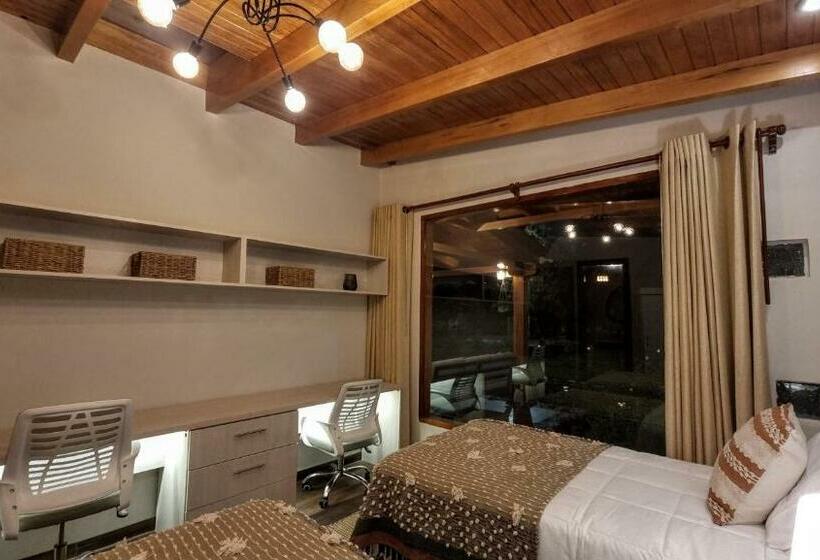 Номер Стандарт, Huandoy Lodge   Huaraz