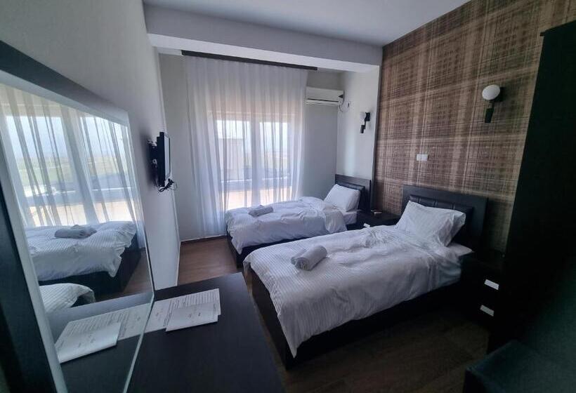 اتاق اکونومی, Albes