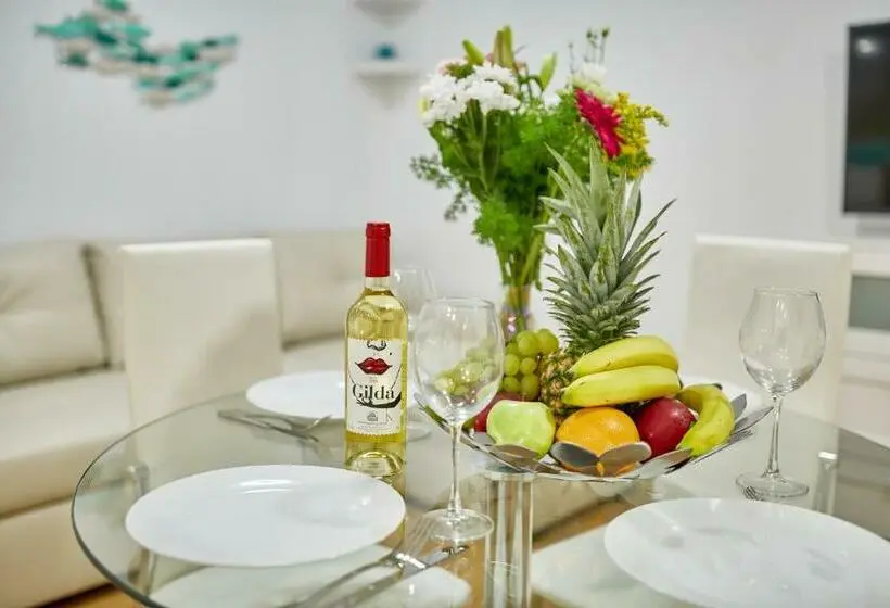 استودیوی استاندارد, Apart Hotel Happy Life
