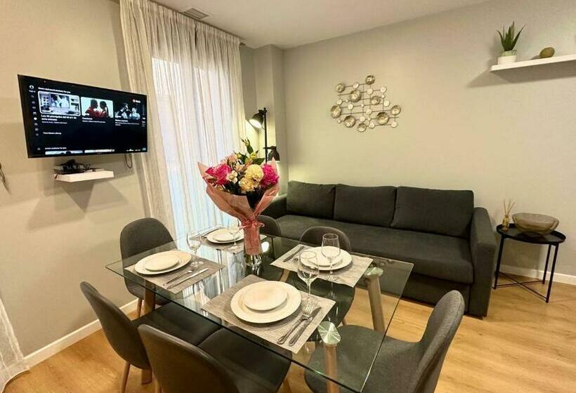 آپارتمان دوبلکس 1 خوابه, Apart Hotel Happy Life