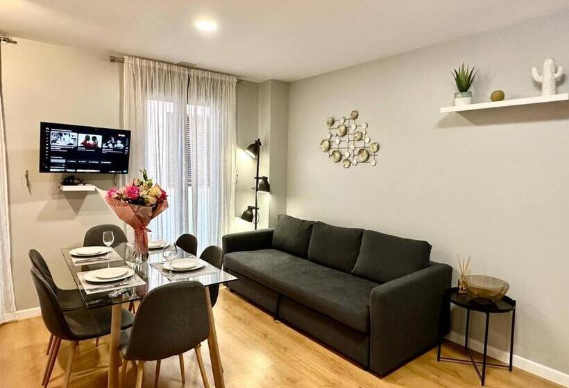 آپارتمان دوبلکس 1 خوابه, Apart Hotel Happy Life