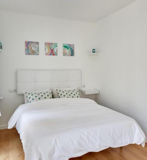 آپارتمان 2 خوابه, Apart Hotel Happy Life