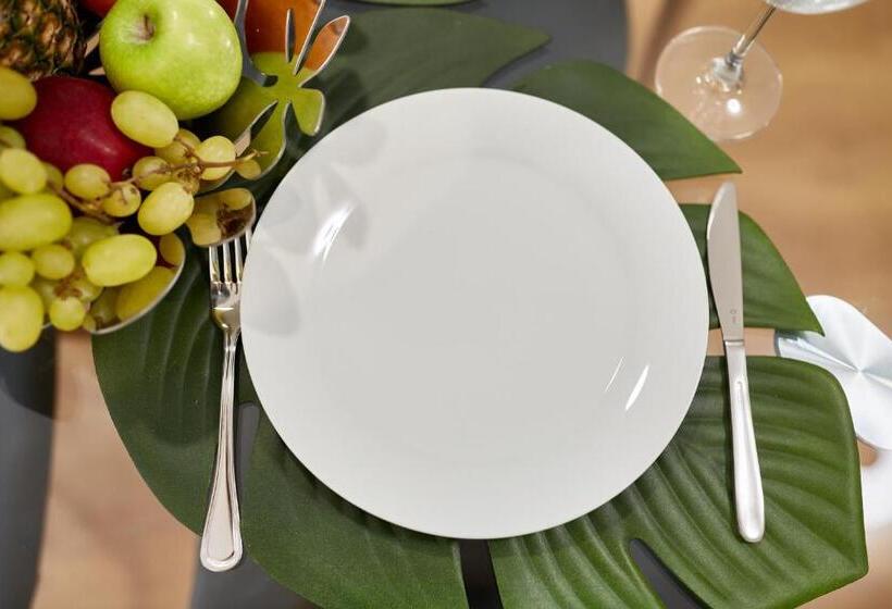 آپارتمان 1 خوابه با تراس, Apart Hotel Happy Life