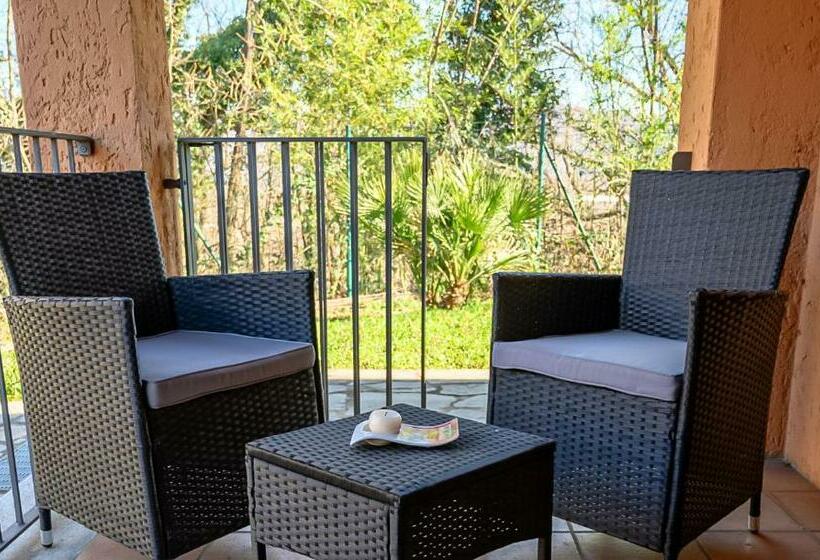 חדר דלוקס עם מרפסת, Villa Pusiana