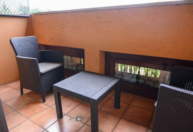 Номер Deluxe с Балконом, Villa Pusiana