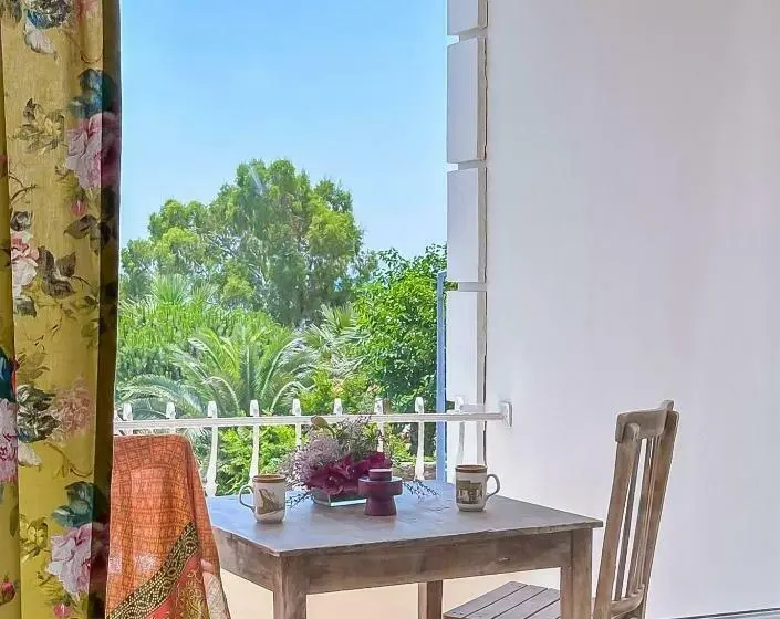 Triple Room Sea View, Abelia Otel