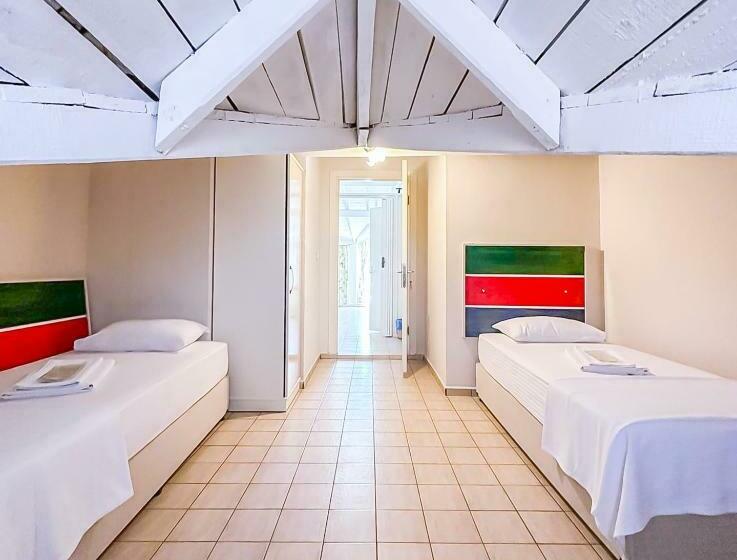 Люкс Вид на Море, Abelia Otel