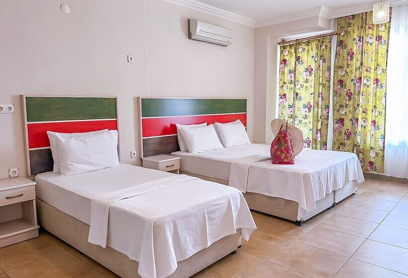 Triple Room Sea View, Abelia Otel