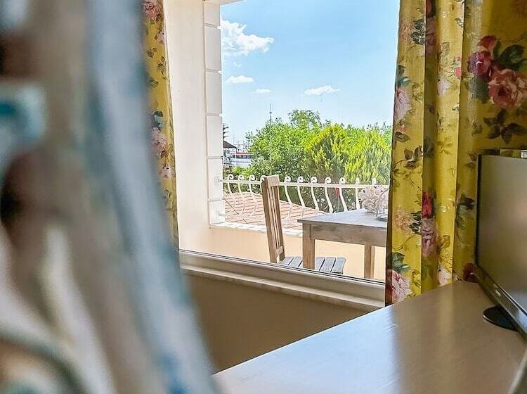 Triple Room Sea View, Abelia Otel