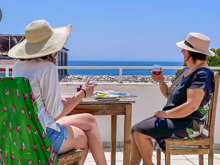 Люкс Вид на Море, Abelia Otel