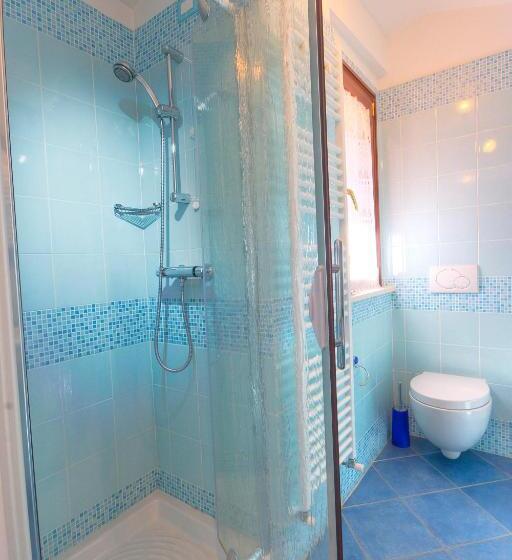 4인용 스탠다드 룸, Butterfly S House