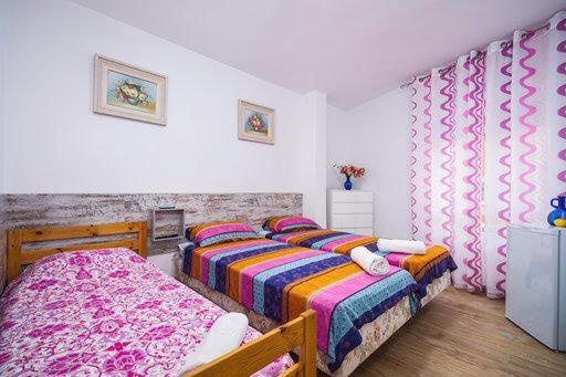 חדר קומפורט לשלושה, Guest House Lana Denia