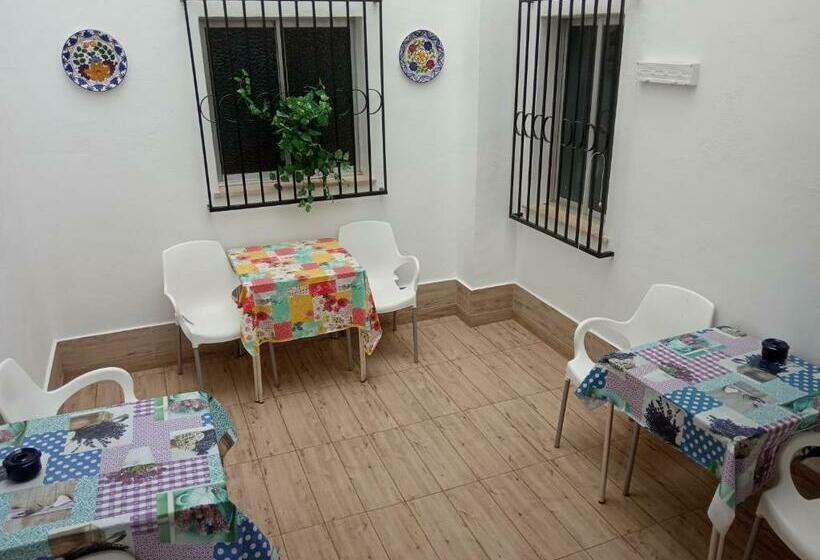 חדר סטנדרט לארבעה, Guest House Lana Denia
