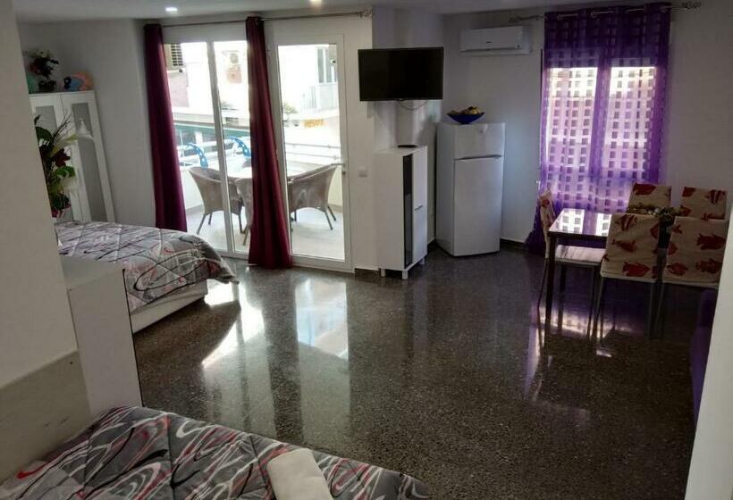 חדר משפחתי, Guest House Lana Denia