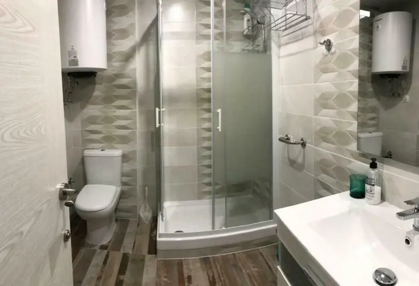 اتاق کلاسیک سه تخته, Guest House Lana Denia