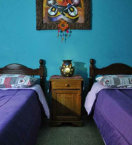 Номер Стандарт Совместная Ванная, Hostel Copacabana La Quiaca