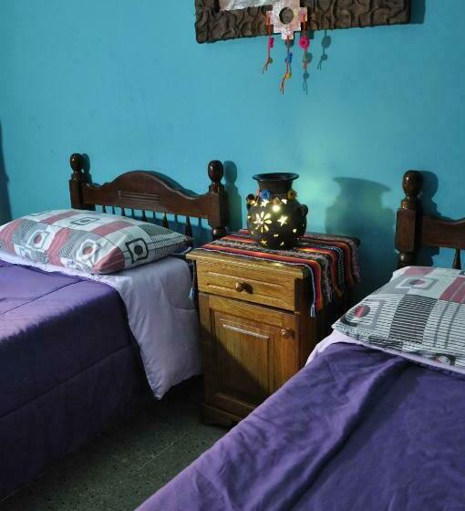 Номер Стандарт Совместная Ванная, Hostel Copacabana La Quiaca