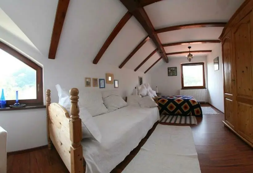 Standard Kolmen Hengen Huone, Vila Anastasia