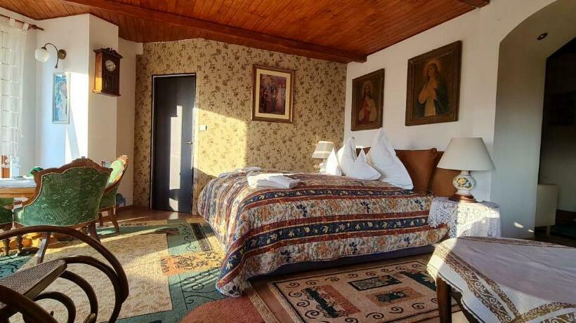 شقة غرفة نوم واحدة مزودة بشُرفة, Vila Anastasia