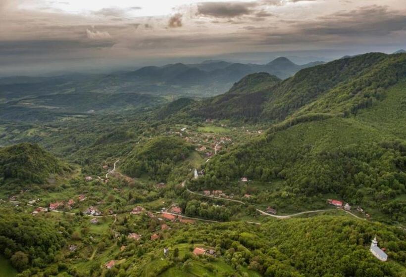 ‫فيلا غرفة نوم واحدة مطلة على الحديقة, Vila Anastasia