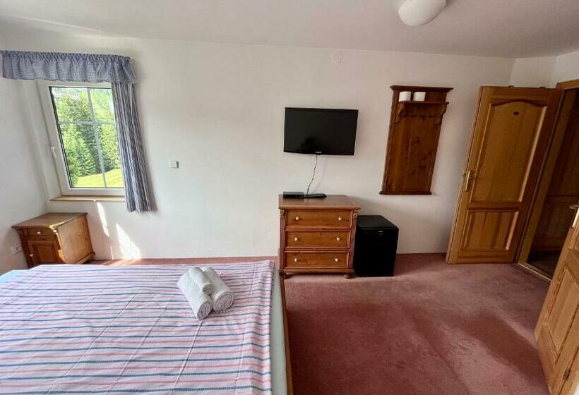 带山景的复式房间, Pension Moravěnka