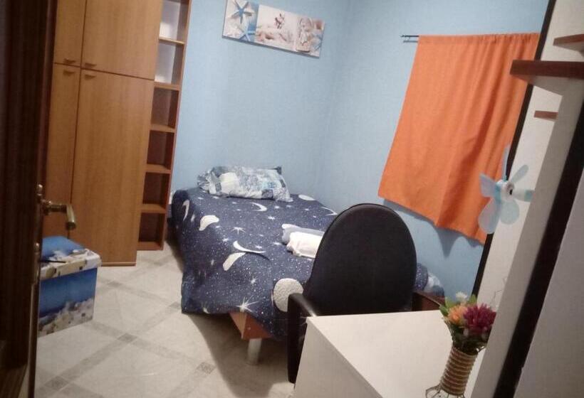 Standard Room, Home Gio Summer