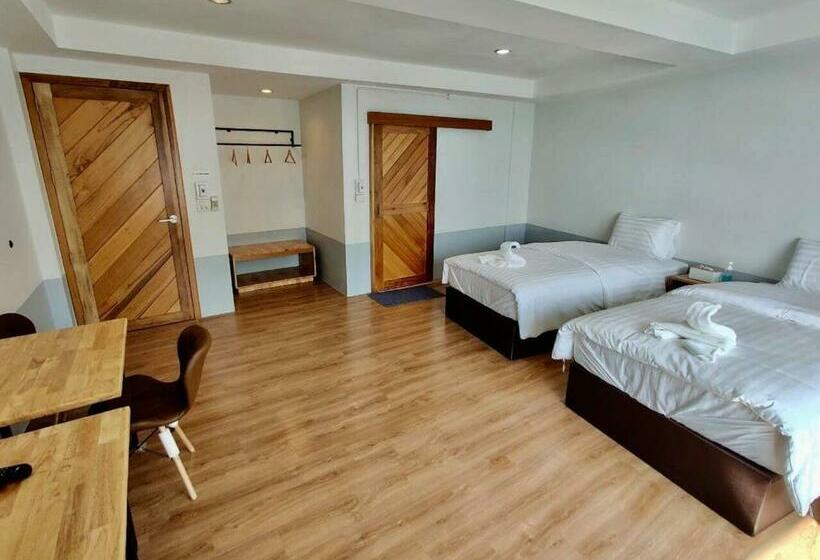 스탠다드 룸 킹사이즈 침대, Baan Arunothai Homestay