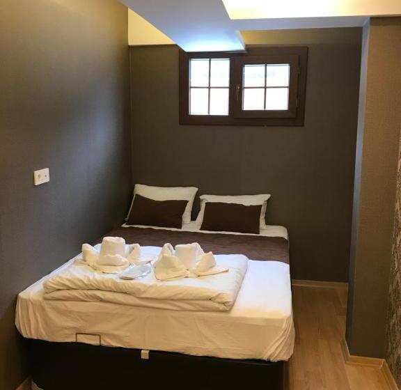 デラックスの４人部屋, Uzungol Huzur